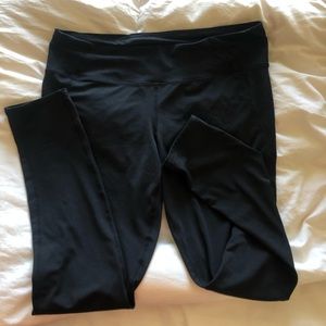 GapBody GFast black leggings. Size Large.